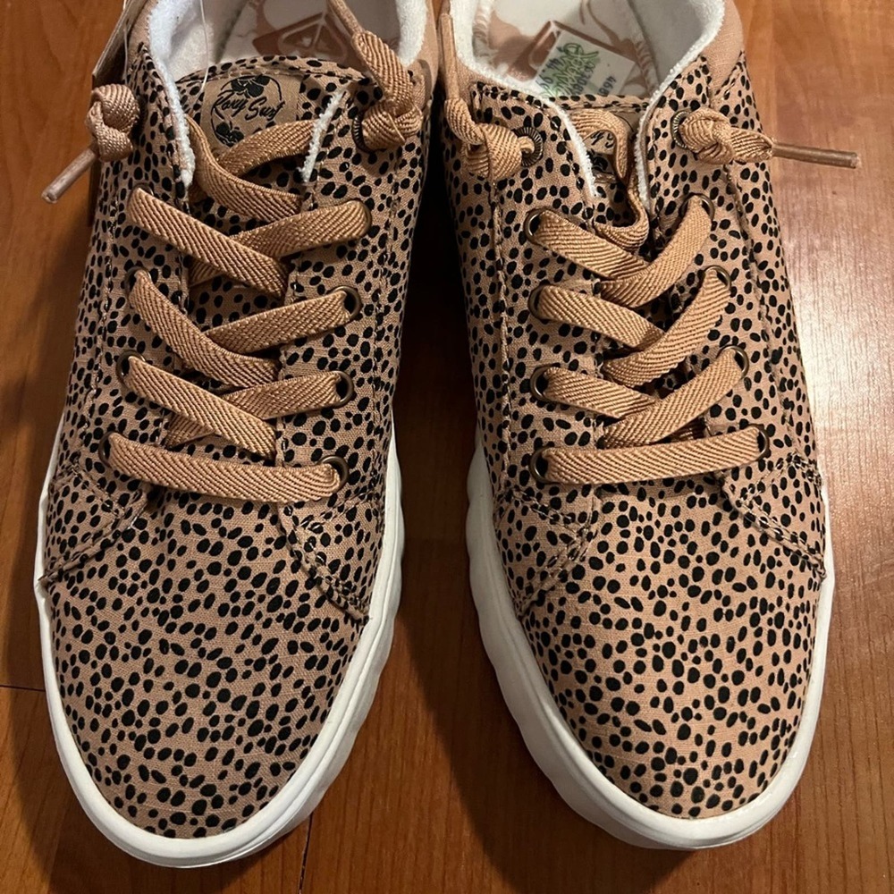 Roxy Surf Sheliahh Platform Slip On Memory Foam Sneakers in Cheetah Print Size 7